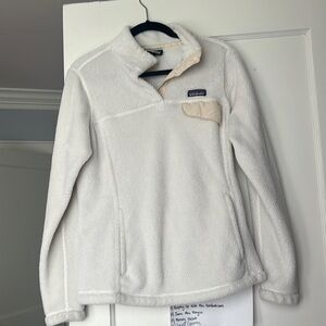 White Patagonia Fleece